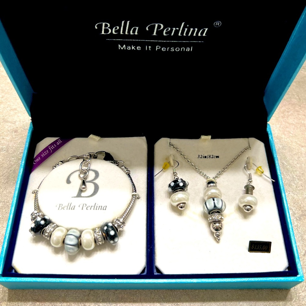 Bella Perlina Bracelet, Necklace & Earrings Jewelry Set